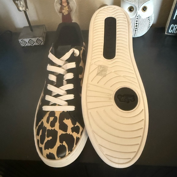 Coach Black and Tan Leather Leopard Sneakers - Picture 4 of 4